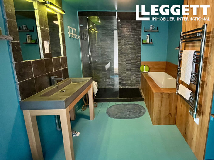 Image No.9-3 Bed House for sale