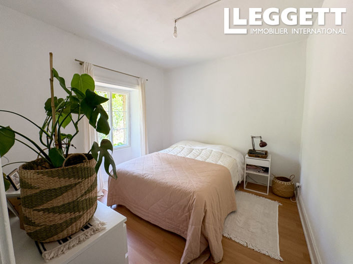 Image No.9-3 Bed House for sale