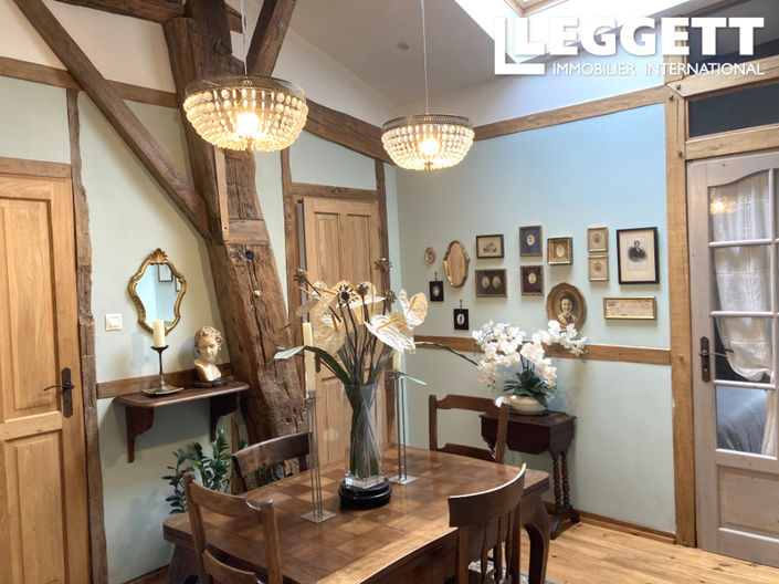 Image No.6-7 Bed House for sale