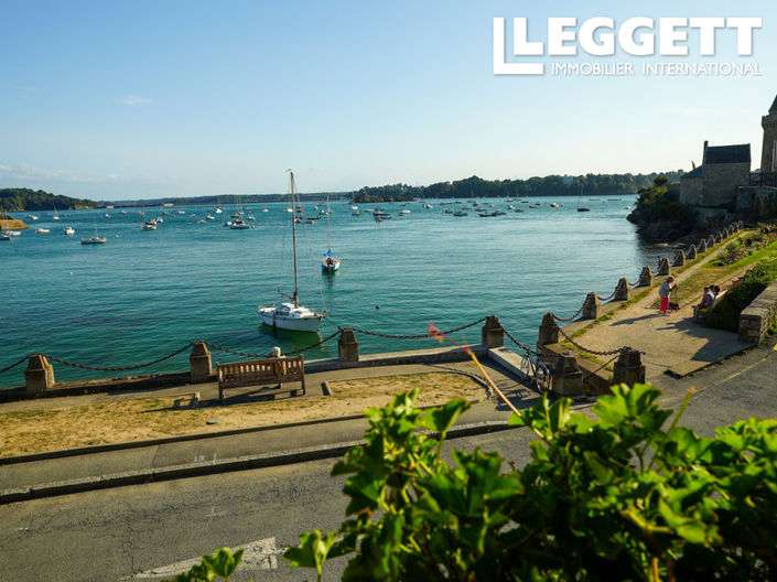 Image No.10-6 Bed House for sale