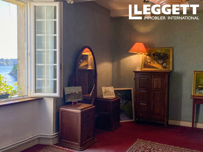 Image No.7-6 Bed House for sale