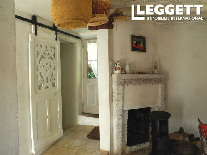 Image No.9-2 Bed House for sale