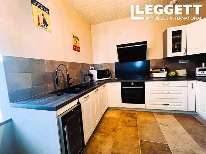 Image No.7-5 Bed House for sale