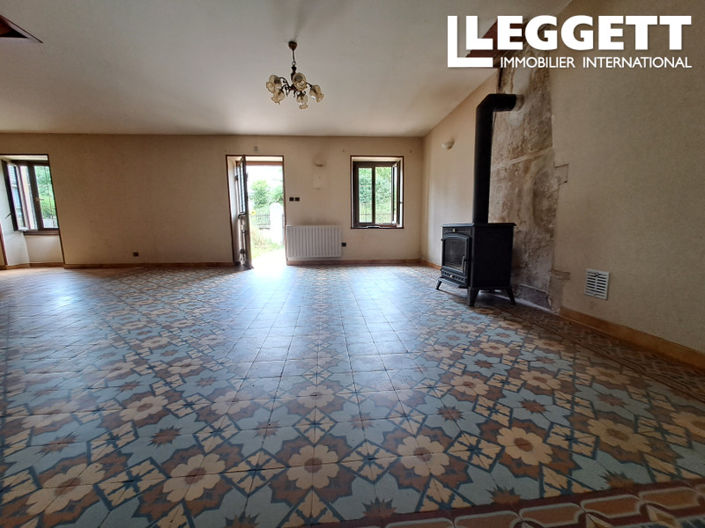 Image No.4-2 Bed House for sale