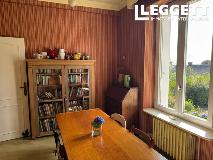 Image No.6-4 Bed House for sale