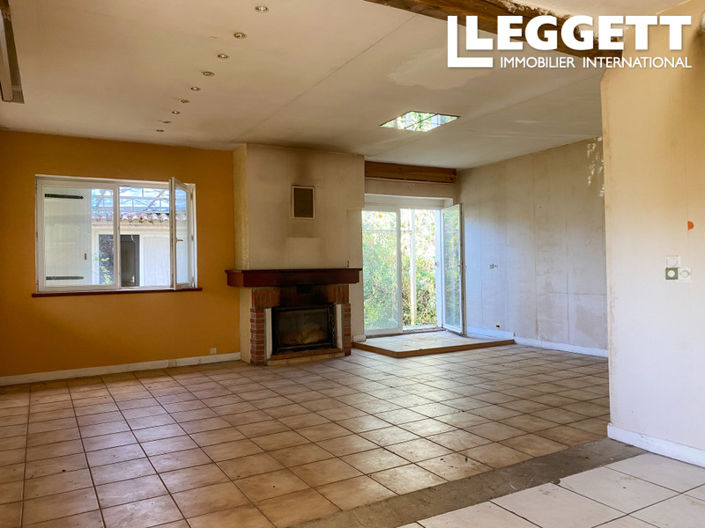 Image No.5-5 Bed House for sale