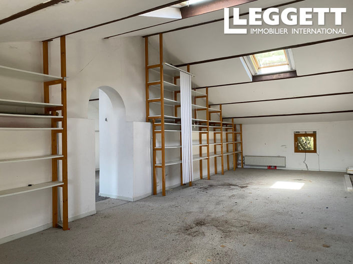 Image No.9-5 Bed House for sale