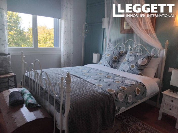 Image No.7-4 Bed House for sale