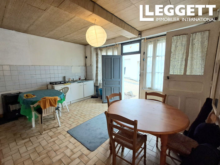 Image No.3-3 Bed House for sale