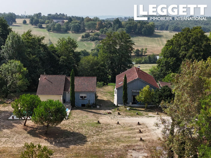 Image No.1-4 Bed House for sale