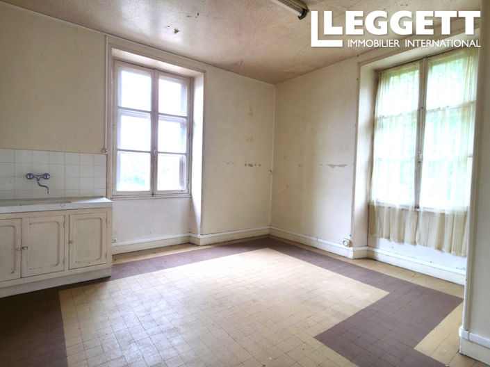 Image No.5-House for sale