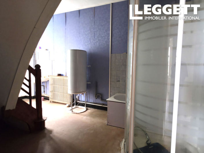 Image No.6-House for sale