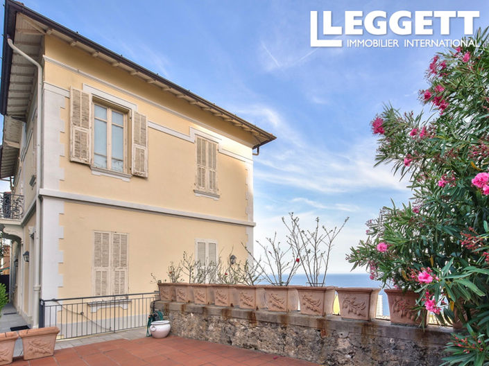 Image No.1-4 Bed Apartment for sale
