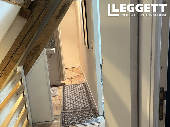 Image No.5-2 Bed House for sale