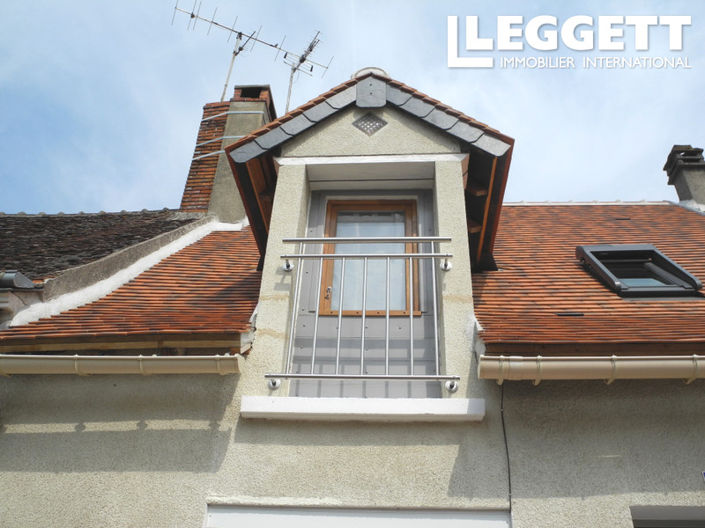 Image No.9-2 Bed House for sale