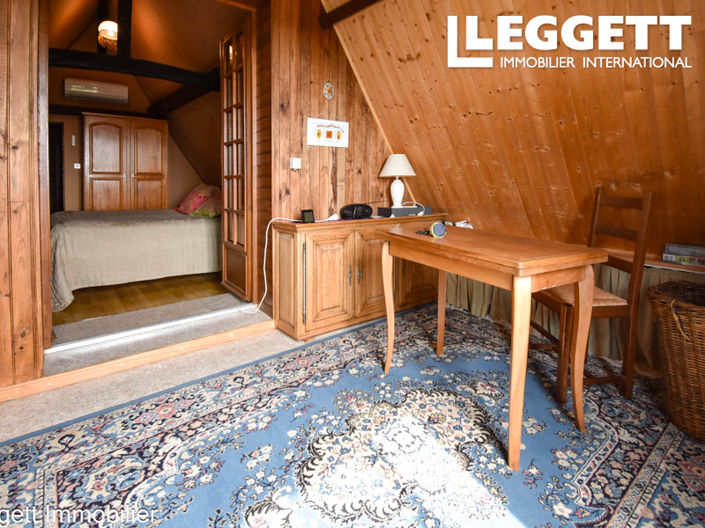 Image No.10-2 Bed House for sale