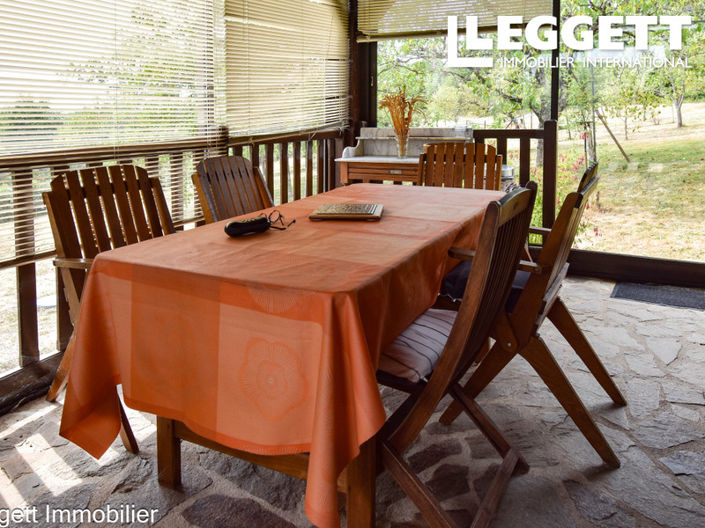 Image No.6-2 Bed House for sale