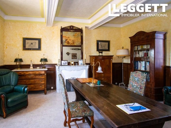 Image No.5-10 Bed House for sale