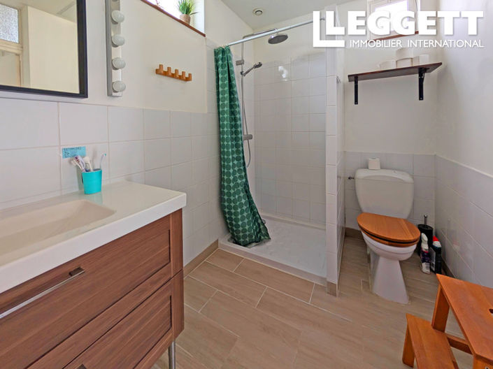 Image No.6-3 Bed House for sale