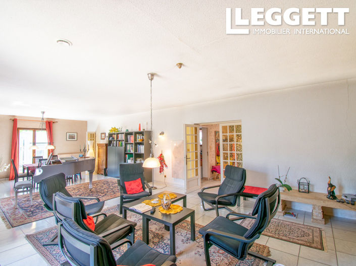 Image No.5-3 Bed House for sale