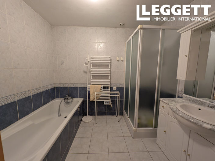 Image No.7-2 Bed House for sale