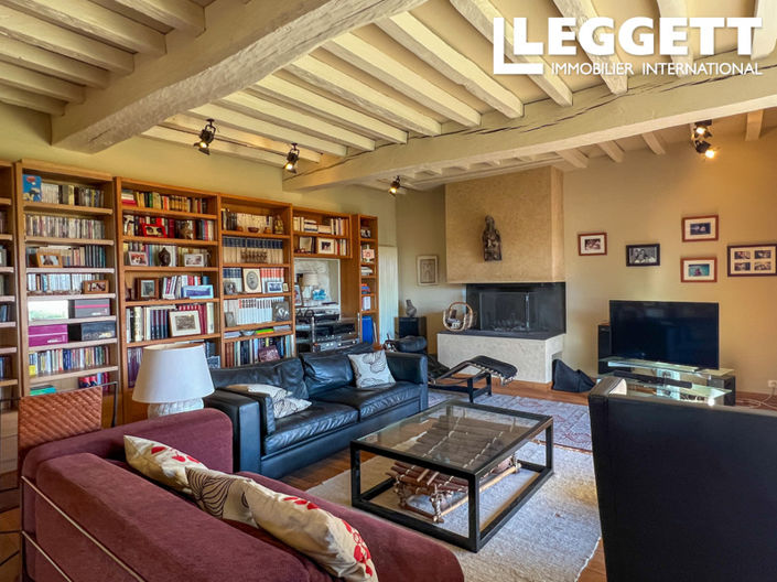 Image No.6-3 Bed House for sale