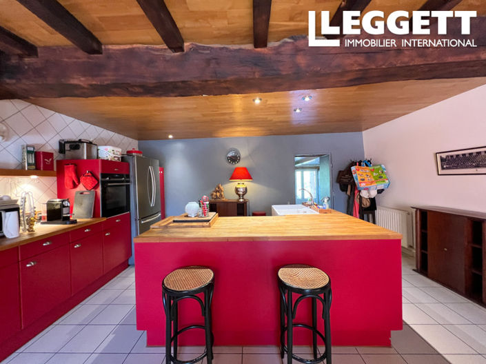 Image No.9-3 Bed House for sale