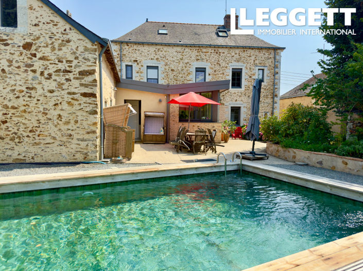 Image No.1-6 Bed House for sale