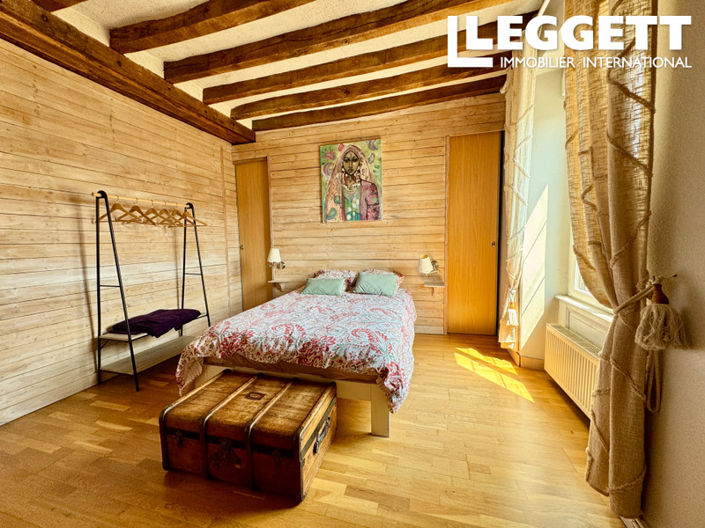 Image No.5-6 Bed House for sale