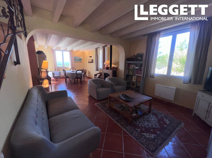 Image No.6-4 Bed House for sale