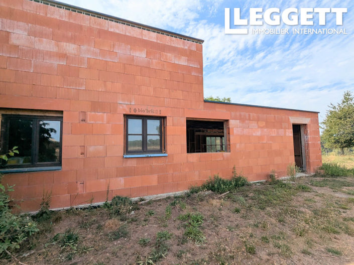 Image No.10-5 Bed House for sale