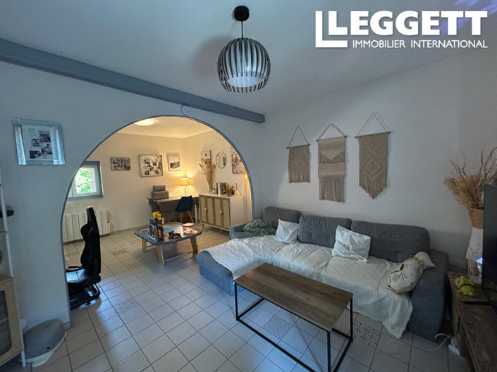 Image No.5-2 Bed House for sale