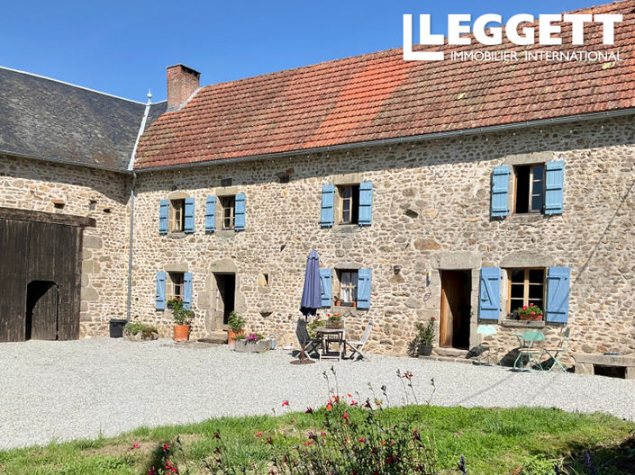 Image No.1-4 Bed House for sale
