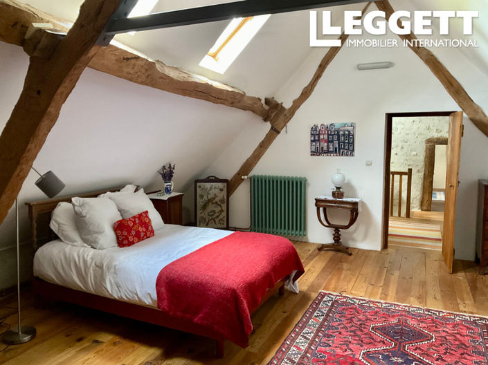 Image No.7-4 Bed House for sale