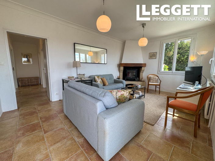 Image No.9-3 Bed House for sale