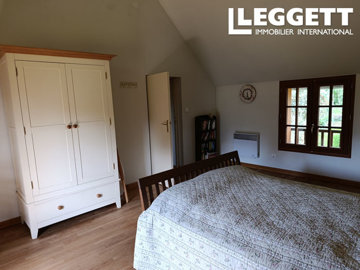 ahr0chm6ly9jzg4uagvzdglhlmltbw8vaw1hz2uvvevom