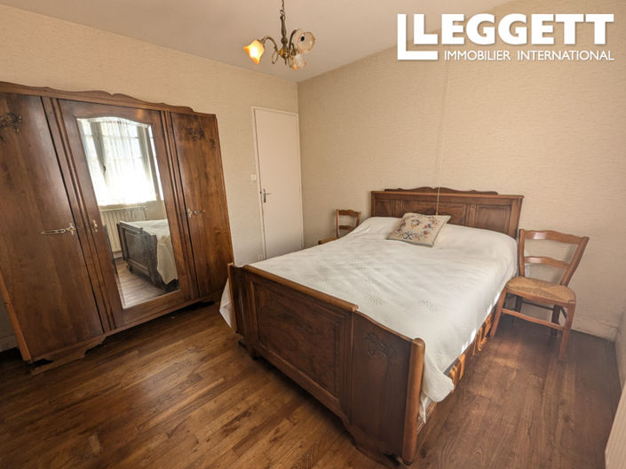 Image No.5-3 Bed House for sale