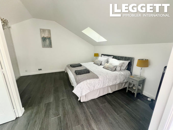 Image No.4-4 Bed House for sale