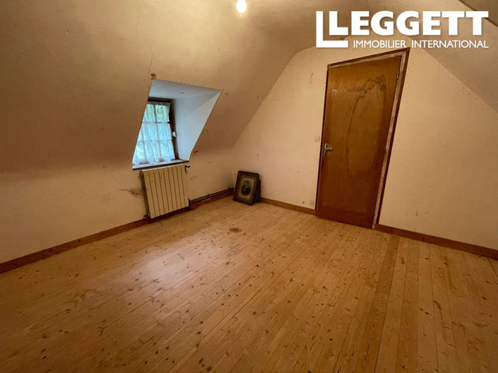 Image No.8-4 Bed House for sale