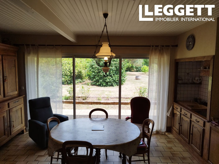 Image No.7-5 Bed House for sale