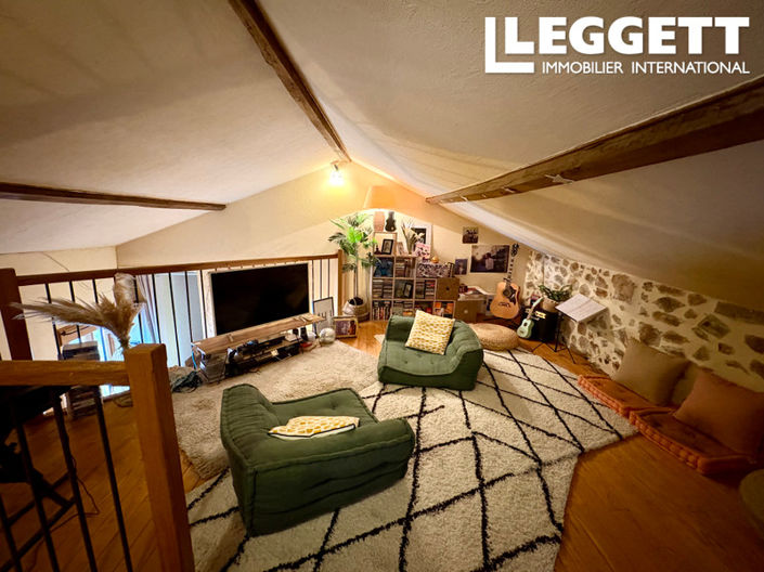 Image No.10-2 Bed House for sale