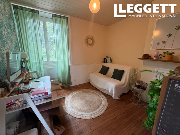 Image No.8-2 Bed House for sale