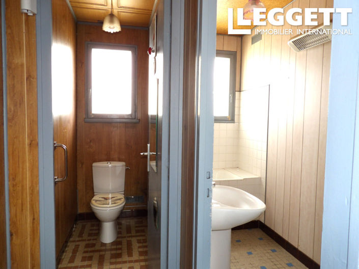 Image No.6-3 Bed House for sale