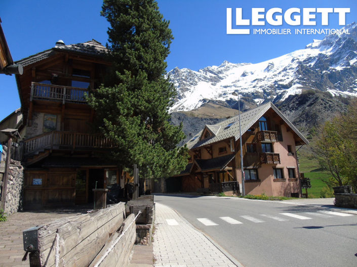 Image No.10-4 Bed Commercial for sale