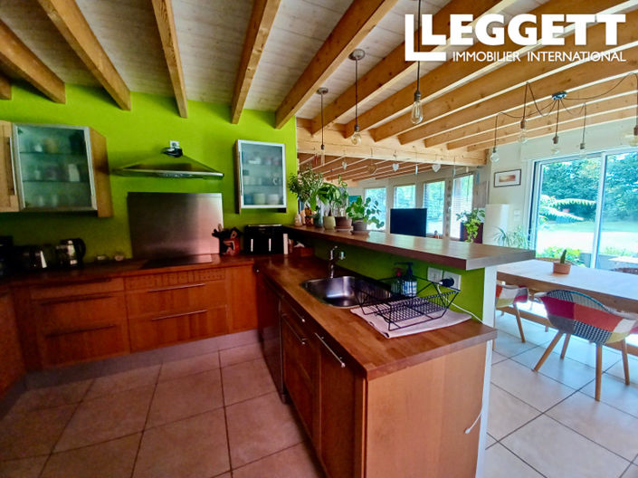 Image No.4-3 Bed House for sale