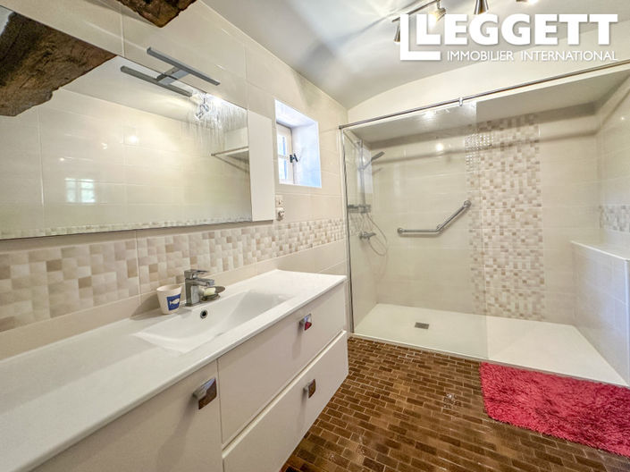 Image No.9-4 Bed House for sale