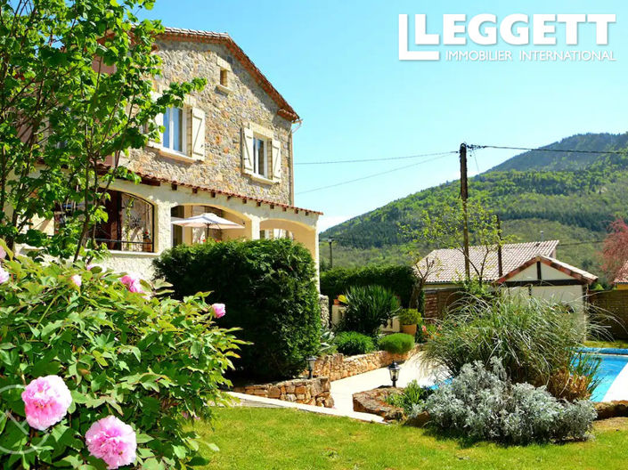 Image No.2-4 Bed House for sale