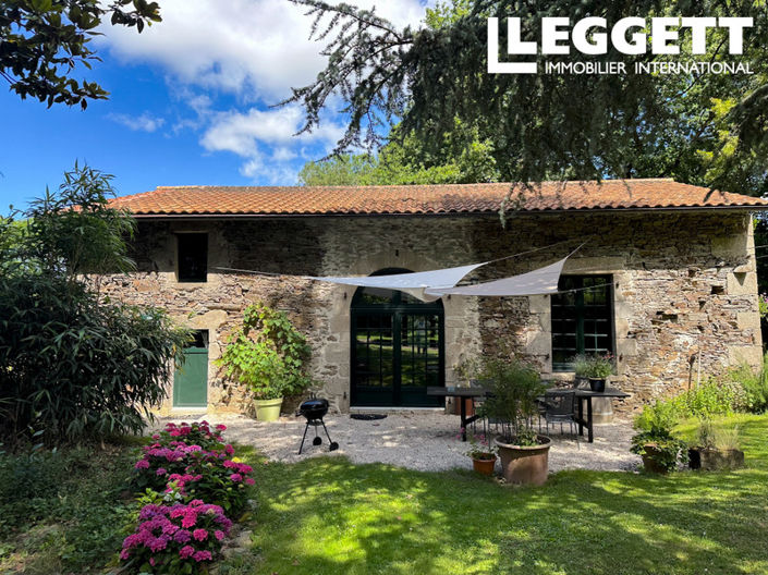 Image No.8-12 Bed Chateaux for sale