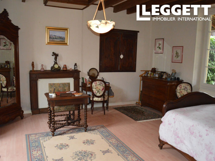 Image No.9-7 Bed House for sale