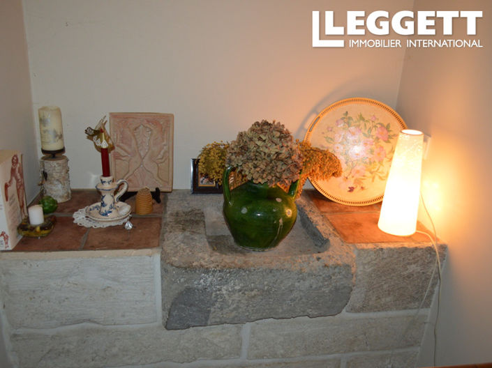 Image No.10-7 Bed House for sale